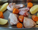 Foto del paso 1 de la receta: Pollo al vino tinto