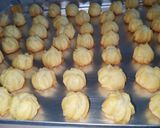 Foto langkah ke 6 dari resep Soes/sus mini kering | oven kompor.
