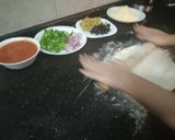 صورة لخطوة 4 من وصفة بيتزا 🍕 كاري بالعجينة السحرية ✨