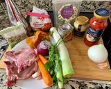 Foto del paso 1 de la receta: Arroz con carne y alitas