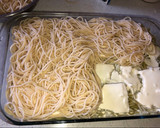 Foto del paso 6 de la receta: Lasaña de tallarines blancos y verdes