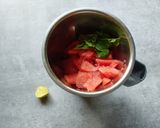 वॉटरमेलोन कूलर (watermelon cooler recipe in Hindi) रेसिपी चरण 3 फोटो