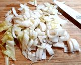 Une image de l'étape 1 de Velouté d'endive au jambon.