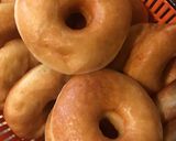 Foto langkah ke 10 dari resep Donat empuk ala j.co dengan topping glaze dan topping donat kampung.