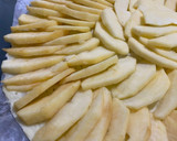 Foto del paso 2 de la receta: Tarta fina de manzana en hojaldre