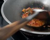 Foto langkah ke 4 dari resep Tumis Jamur Kemangi.
