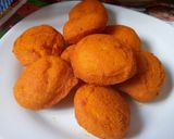A picture of step 7 of Fluffy Bean Cake a. K. a Akara Osu.