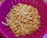 A picture of step 5 of Pistachio Tagliatelle with Pistachio Pesto and Mushrooms.