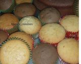A picture of step 4 of Vanilla and chocolate cup cakes.