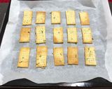 A picture of step 15 of Scallion (Spring Onion) cream Crackers.