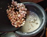 A picture of step 4 of Apple Kheer.