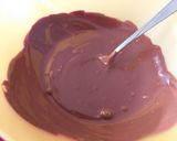 A picture of step 4 of Chocolates in jem and nuts.