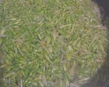 Foto langkah ke 4 dari resep Tumis Bunga Pepaya Pete Rebon | Pahitnya Pas!.