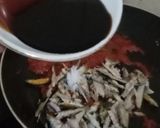Foto langkah ke 2 dari resep Nasi Bakar Ikan Kecap Pedas Kemangi.