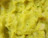 A picture of step 4 of Stuffed snake gourd.