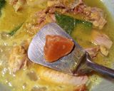 Foto langkah ke 6 dari resep Ayam bumbu kuning.