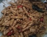 Foto langkah ke 5 dari resep 338. Orek Tempe Pedas Manis (isian nasi dus_5).