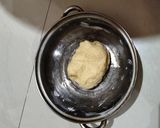 Foto langkah ke 2 dari resep Donat Maizena.