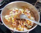 ताजी डबल बीन्स रस्सा भाजी (Beans Rassa Bhaji Recipe In Marathi) रेसिपी स्टेप 4 फोटो 
