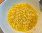 Foto del paso 3 de la receta: Hojaldre de almendras bañado en miel