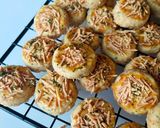 Foto langkah ke 5 dari resep Garlic Cheese Cookies.