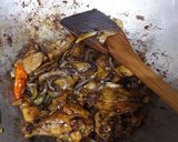 Foto langkah ke 6 dari resep Ayam Gongso Khas Semarang.