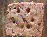 A picture of step 3 of Beetroot thalipeeth.