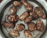 A picture of step 1 of Dahi Wali Arbi.