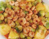 A picture of step 2 of Brussel Sprouts & Prawns.