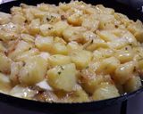 Foto del paso 3 de la receta: Tortilla de papas con jamón y queso