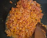 Spagetti kukoricàval, zöld olívabogyóval, fekete olívabogyòval reszelt sajttal 🍜🍜🍜 recept fázis 2 fotója