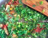 A picture of step 2 of Methi bhaji.