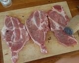Gombás ragu alatt sült sajtos hús recept fázis 1 fotója