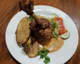 Foto del paso 11 de la receta: Muslo de pollo semideshuesado rebozado