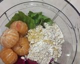Foto langkah ke 2 dari resep Smoothies Oatmeal, Buah Naga, Sawi dan Jeruk.