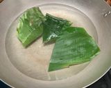Hình bước làm 1 của món Bánh giò nhân gà nấm