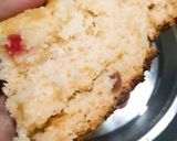 A picture of step 5 of Tutti fruiti cake.