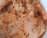Foto del paso 1 de la receta: Pollo asado al horno con patatas y cebollas