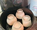 Hình bước làm 4 của món Sữa chua dẻo từ nồi chiên không dầu