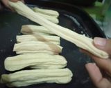 Foto langkah ke 4 dari resep Cakwe mudah dan praktis.