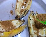 صورة لخطوة 2 من وصفة موز مشوي (بالقرفة والسكر)
