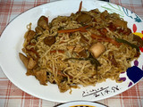 Noodles con pollo