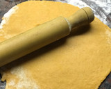 Foto del paso 5 de la receta: Tarta de zapallitos o pascualina con masa casera 😋