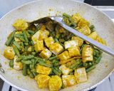 Foto langkah ke 8 dari resep Lodeh Telur Tempe.