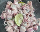 Foto langkah ke 1 dari resep Tumis Cumi Cabe Ijo.