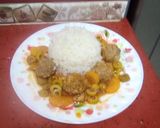 صورة لخطوة 1 من وصفة كريات اللحم المرحي بالأرز