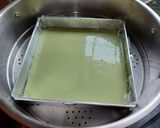 Foto langkah ke 4 dari resep Mochi Gulung Pandan isi Kacang.