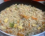A picture of step 10 of Chicken fried rice.