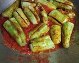 भरवा मसाला तुरई (Bharwan Masala Turai recipe in Hindi) रेसिपी चरण 4 फोटो