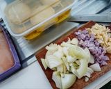 Foto langkah ke 2 dari resep Martabak Telur | Isi Daging Ayam.